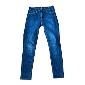 Gap High Rise‎ True Skinny Jean Size: 25R